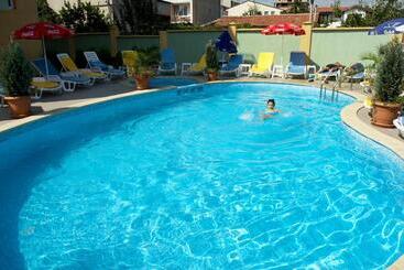 Family Hotel Gery