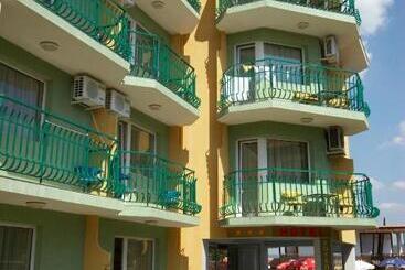 Family Hotel Gery