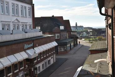 Ferienwohnung 206 Juist Strandburg Für 2 Bis 5 Personen Mit Schwimmbad Und Sauna