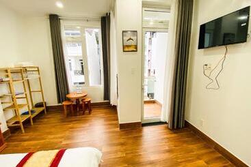 هتل Hà Thu House