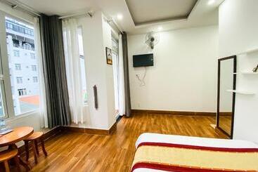 هتل Hà Thu House