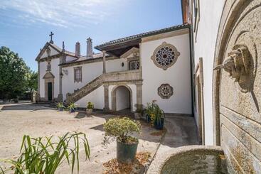 هتل Quinta De Santa Júlia