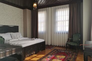 هتل Woo Town Suites