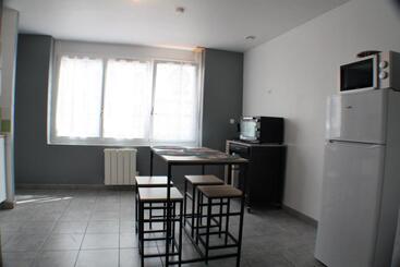 Le Cottage Des Curie