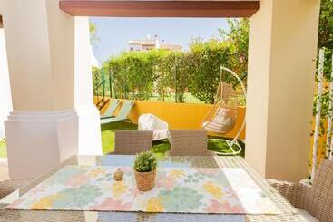 Pura Villa  Buganvillas Ayamonte