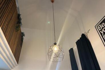 تختخواب و صبحانه Atrium Boutique