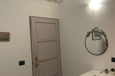 تختخواب و صبحانه Homelink Firenze  The Key