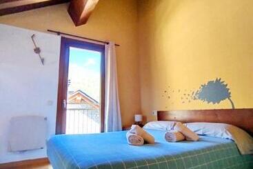 آپارتمانهای توریستها Apartaments Sort Pirineus