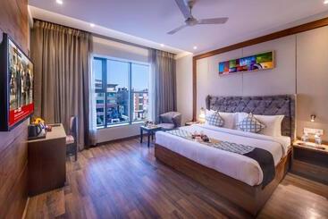 هتل Lords Inn Chandigarh Zirakpur