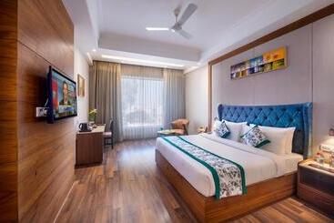 هتل Lords Inn Chandigarh Zirakpur