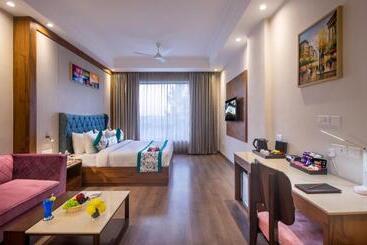هتل Lords Inn Chandigarh Zirakpur
