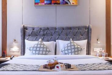 هتل Lords Inn Chandigarh Zirakpur