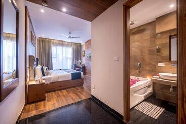 هتل Lords Inn Chandigarh Zirakpur