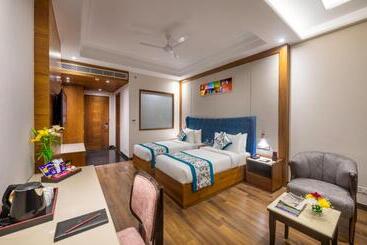 هتل Lords Inn Chandigarh Zirakpur