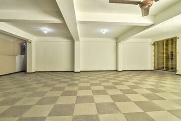 ホテル Treebo Sriz Cozy Seethamadhara