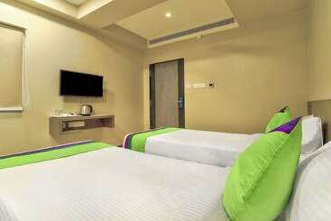 ホテル Treebo Sriz Cozy Seethamadhara