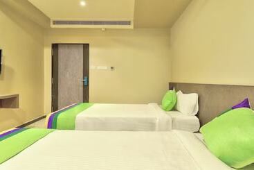 ホテル Treebo Sriz Cozy Seethamadhara