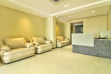 ホテル Treebo Sriz Cozy Seethamadhara