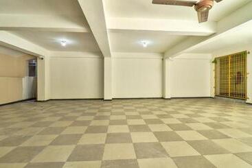 ホテル Treebo Sriz Cozy Seethamadhara
