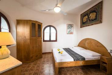 펜션 Camere Matrimoniali Con Bagno Privato   Mirto E Corbezzolo