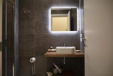 پانسیون South Hands Luxury Rooms