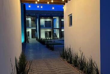 The Cove Boutique Hotel Adults Only