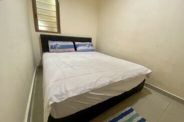 هتل Oyo Home 90382 Chaah Homestay 2