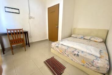 هتل Oyo Home 90382 Chaah Homestay 2