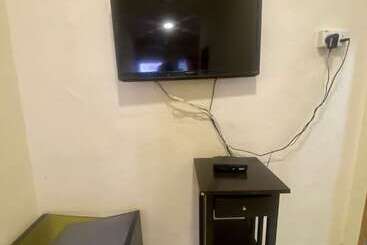 هتل Oyo Home 90382 Chaah Homestay 2