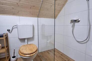 Počitniška Hišica žagar