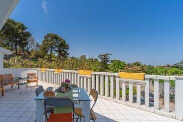 2981 Villa Colle Iris By Barbarhouse