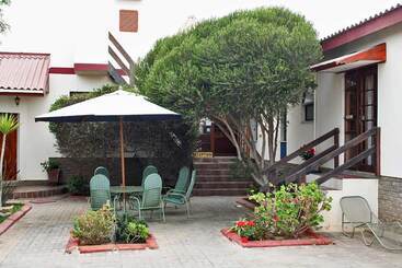 پانسیون Room In Bb   Room For 4 Guests   Amarachi Guesthouse In Swakopmund Namibia   Beach In 500m