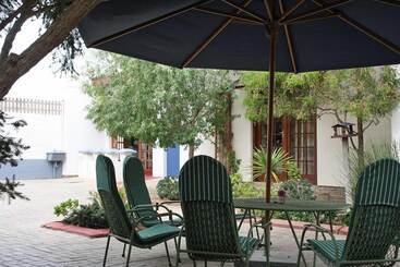 پانسیون Room In Bb   Room For 4 Guests   Amarachi Guesthouse In Swakopmund Namibia   Beach In 500m