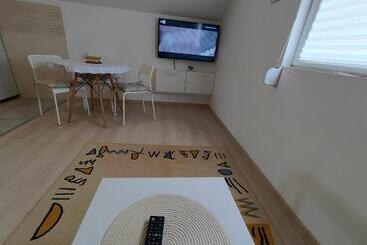 A1   Airport Belgrade Apartment
