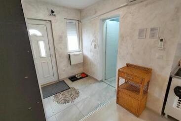 A1   Airport Belgrade Apartment