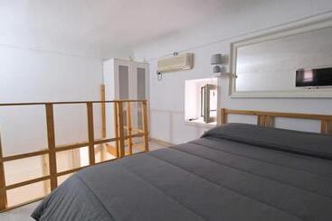 آپارتمانهای توریستها Monolocale Porta Napoli