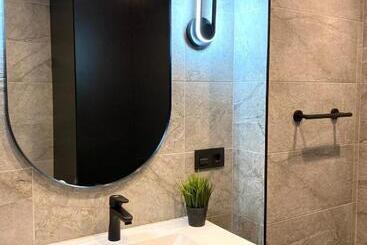 Alora Home   Hostatel