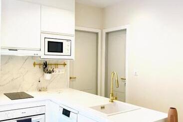 Alora Home   Hostatel