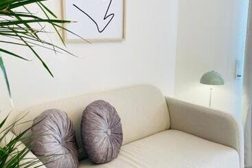 Alora Home   Hostatel