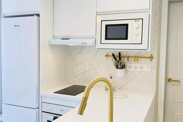 Alora Home   Hostatel
