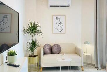 Alora Home   Hostatel
