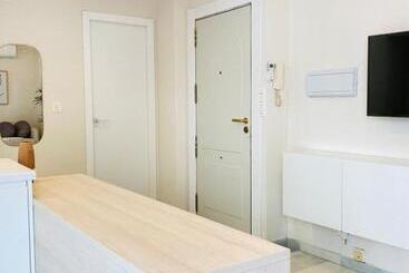 Alora Home   Hostatel