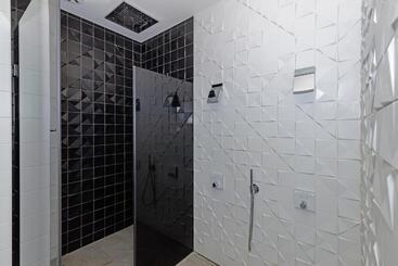 Aparthotel Waterkant Suites Fewos Am Meer Mit Spa