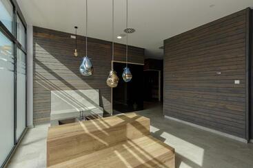 Aparthotel Waterkant Suites   Fewos Am Meer Mit Spa