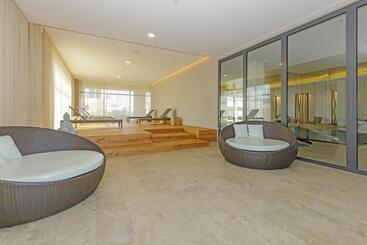 Aparthotel Waterkant Suites   Fewos Am Meer Mit Spa