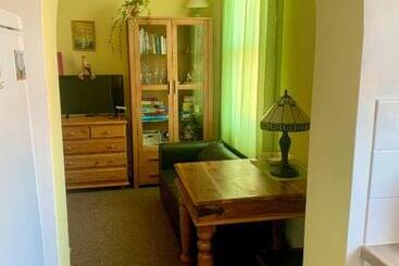 Apartments Near The Sea With Free Parking Southend On Sea