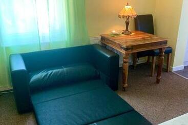 Apartments Near The Sea With Free Parking Southend On Sea