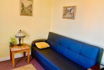 Apartments Near The Sea With Free Parking Southend On Sea