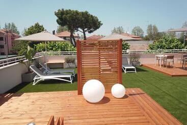 تختخواب و صبحانه Villa Elia Suite Room