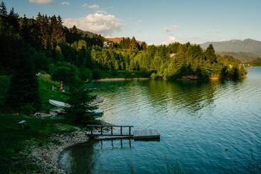 Casa De Vacanta Colibita Veche Langa Lac